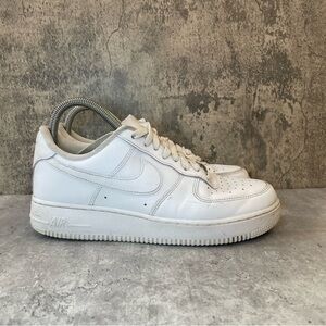 Nike Air Force 1 Sneakers Mens sz 8 - white/white